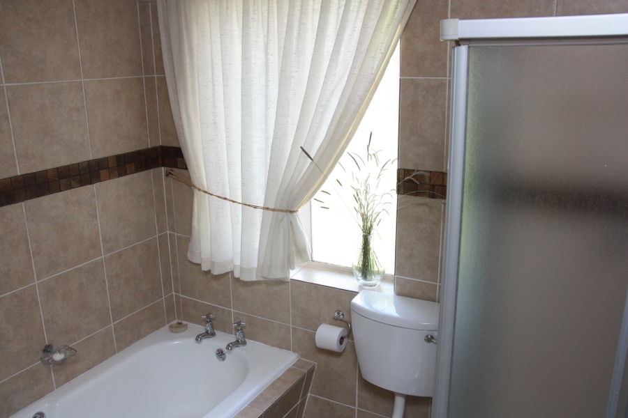 4 Bedroom Property for Sale in Fichardt Park Free State